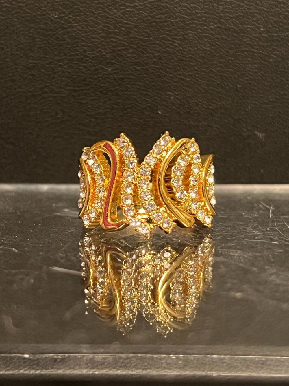 Gold-Tone Ornate Rhinestone Statement Ring Size 8 (370)